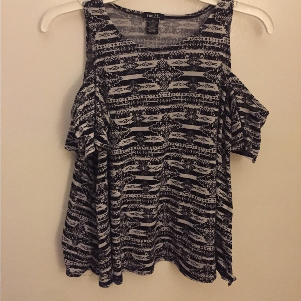No shoulder blue T-shirt